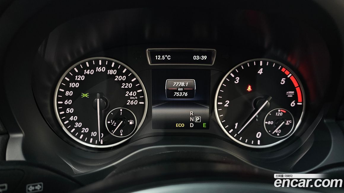 Mercedes-Benz A-Class 2015