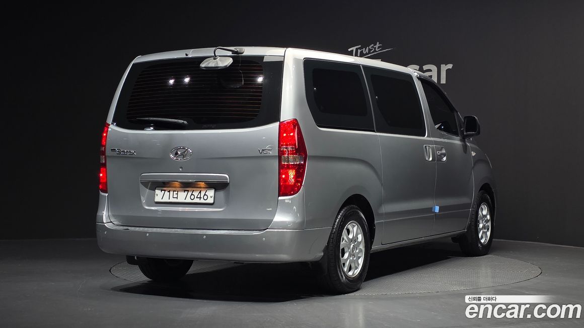 Hyundai Starex 2015