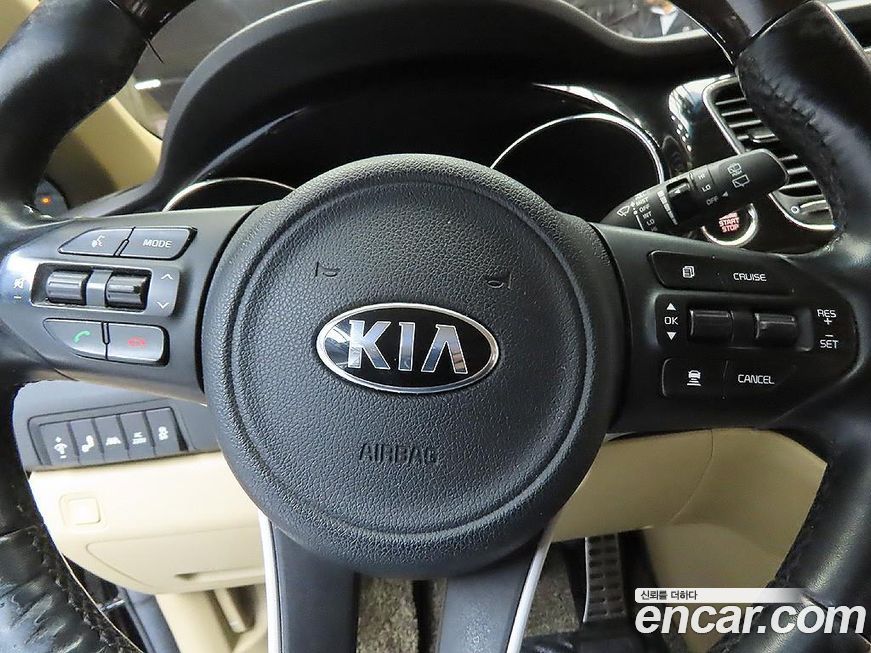 Kia Canival 2017