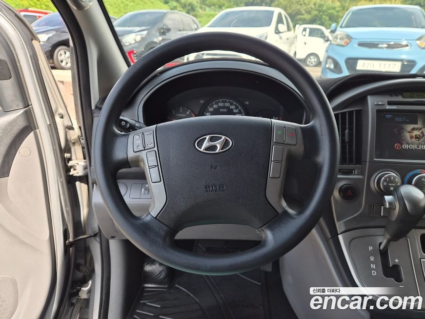 Hyundai Starex 2016