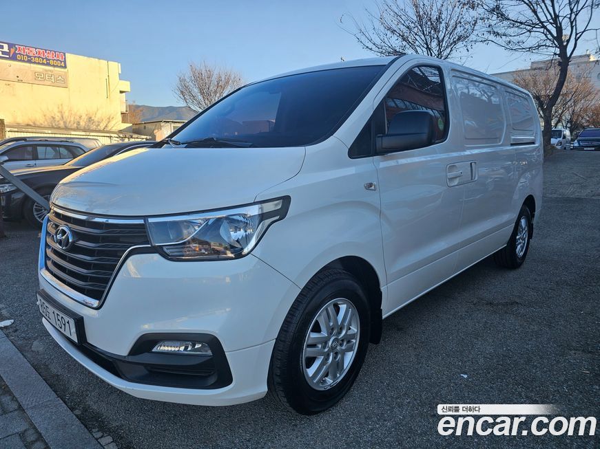 Hyundai Starex 2019