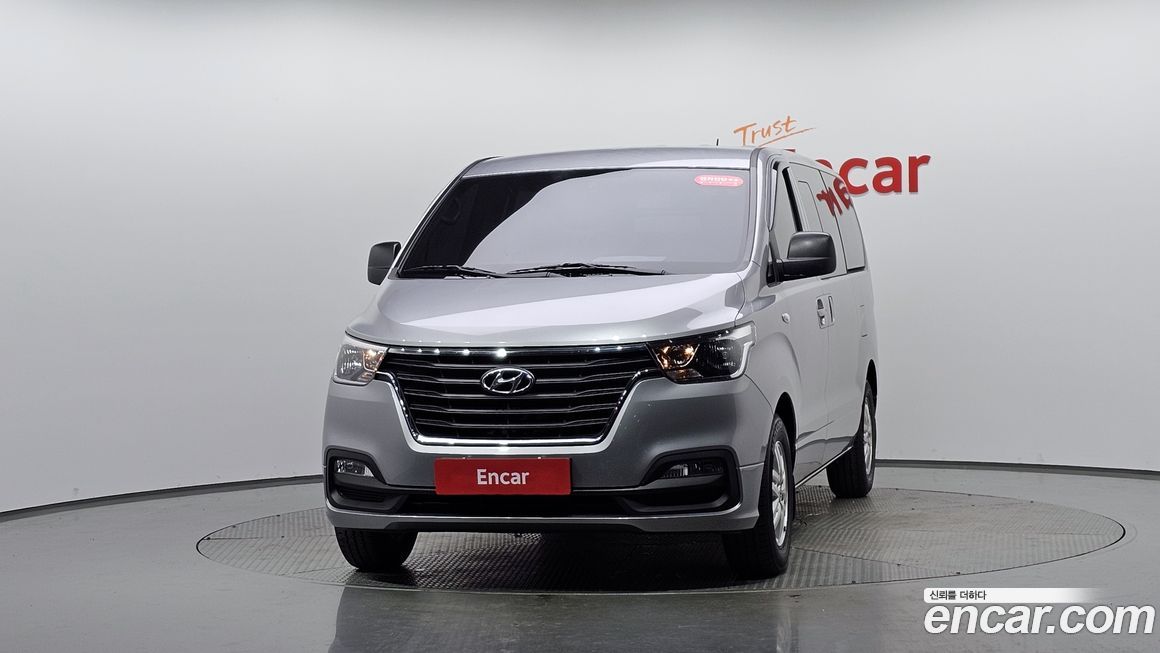 Hyundai Starex 2019