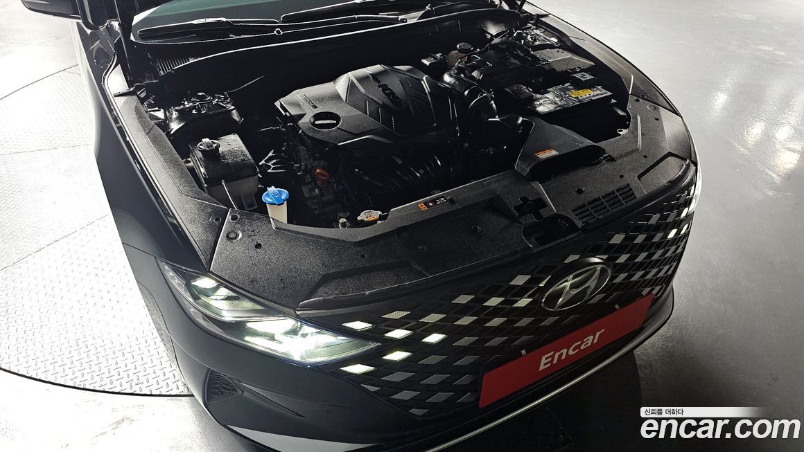 Hyundai Grandeur 2021