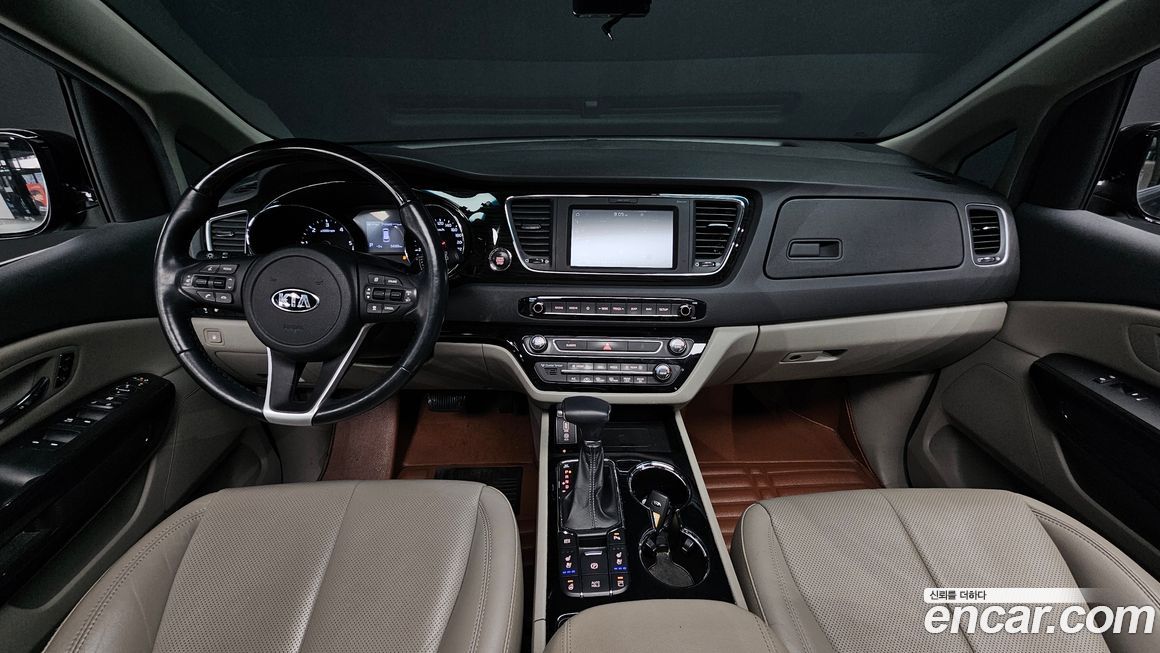 Kia Canival 2019