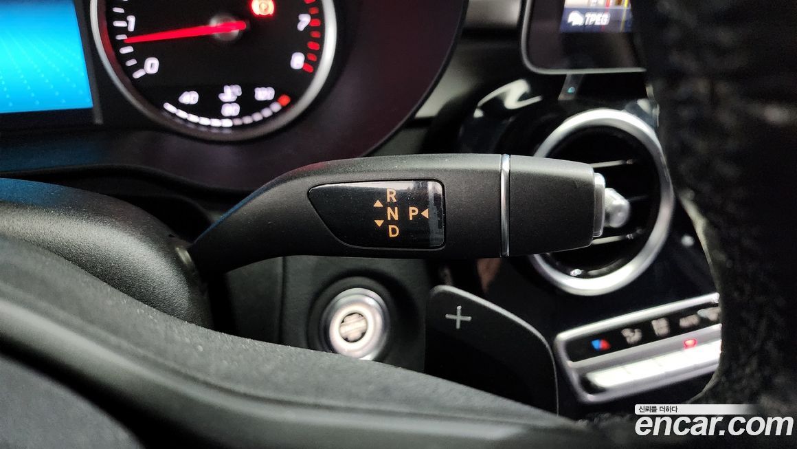 Mercedes-Benz C-Class 2019