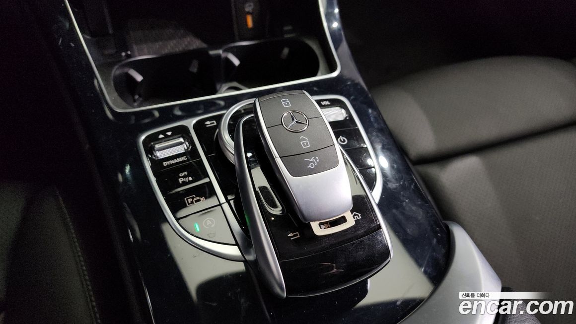 Mercedes-Benz C-Class 2019