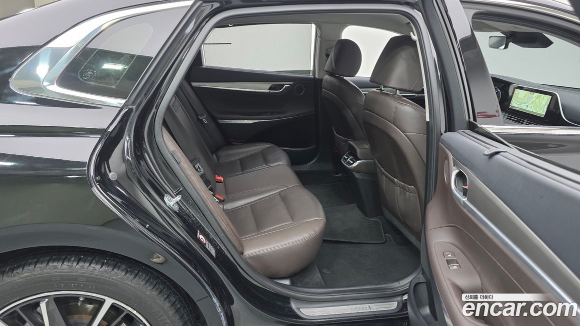 Hyundai Grandeur 2021