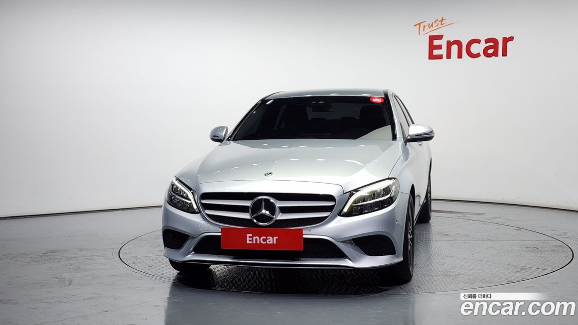 Mercedes-Benz C-Class 2019