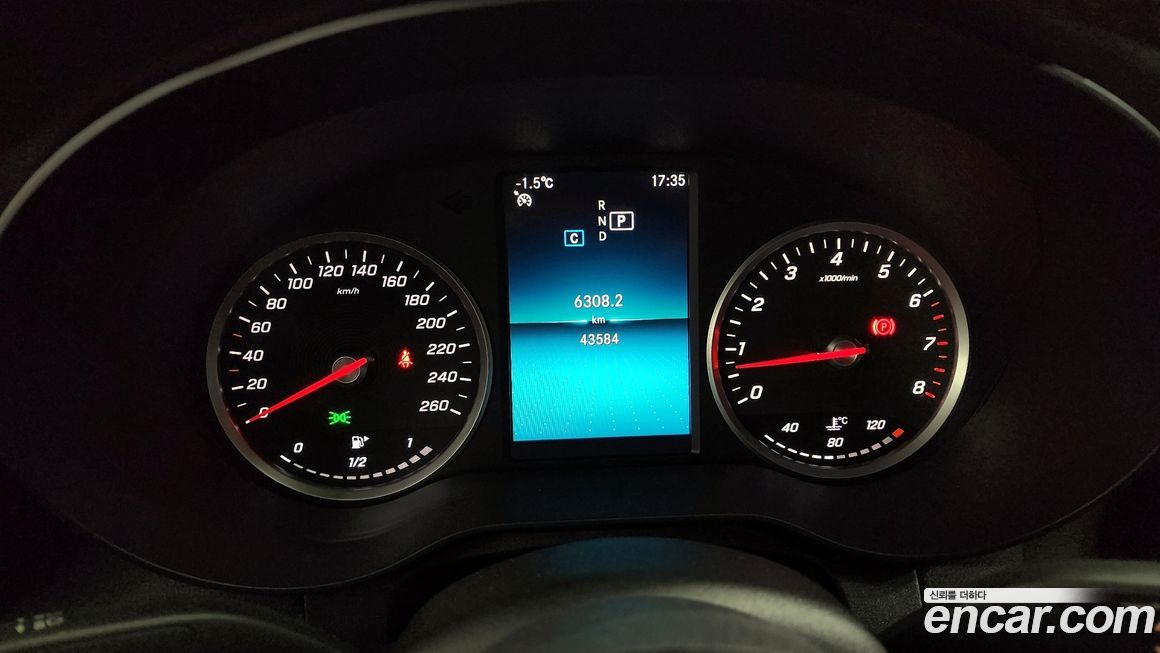 Mercedes-Benz C-Class 2019