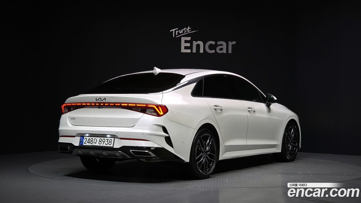 Kia K5 2023