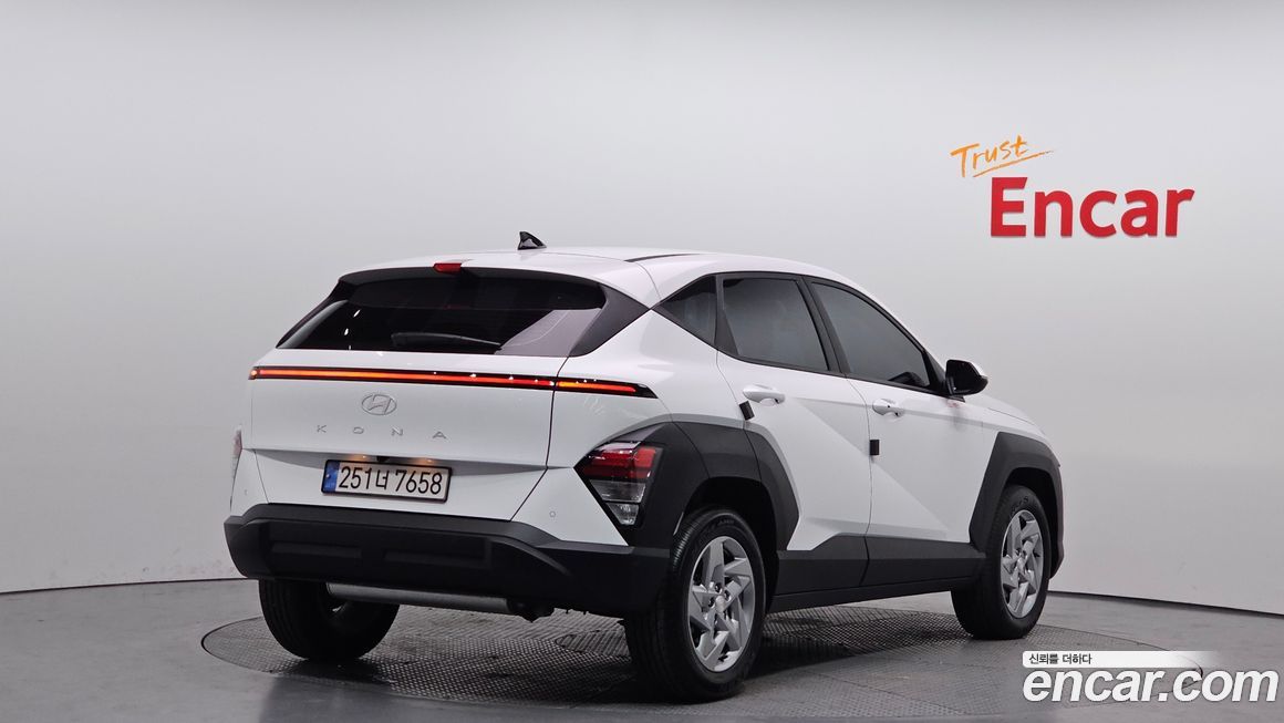 Hyundai Kona 2024