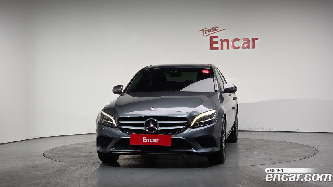 Mercedes-Benz C-Class 2019