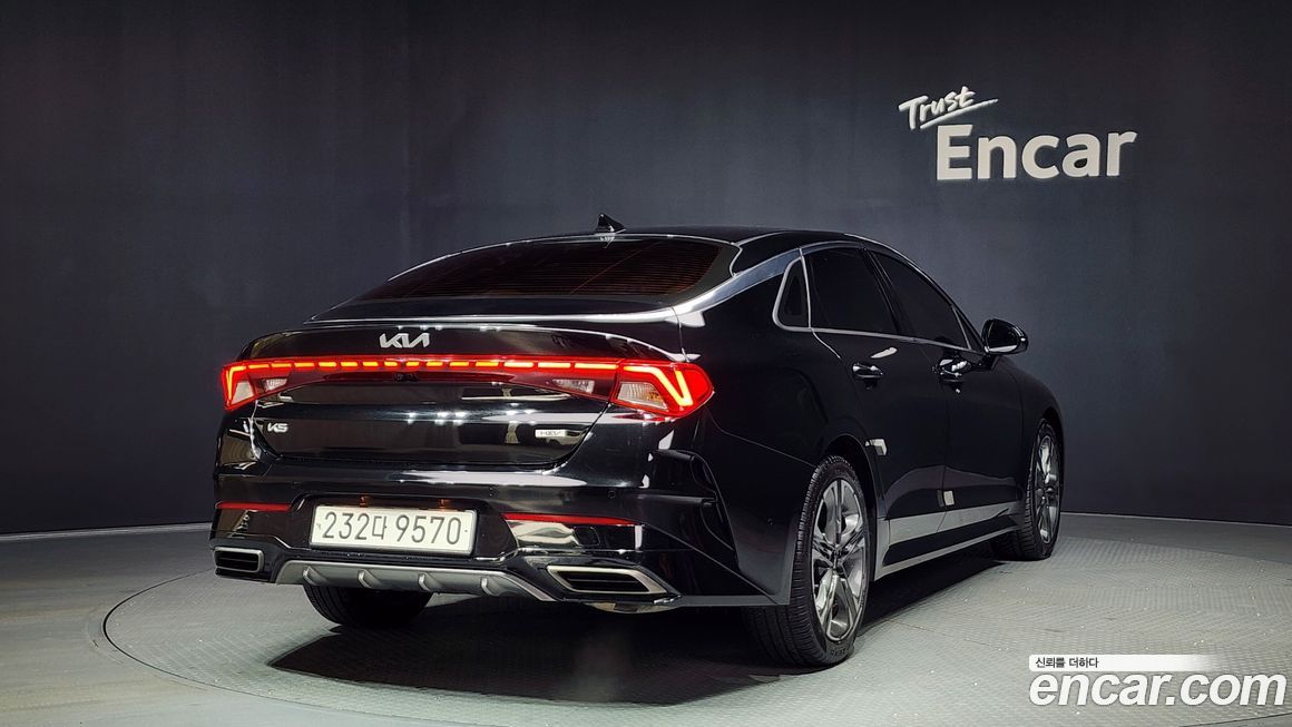 Kia K5 2023