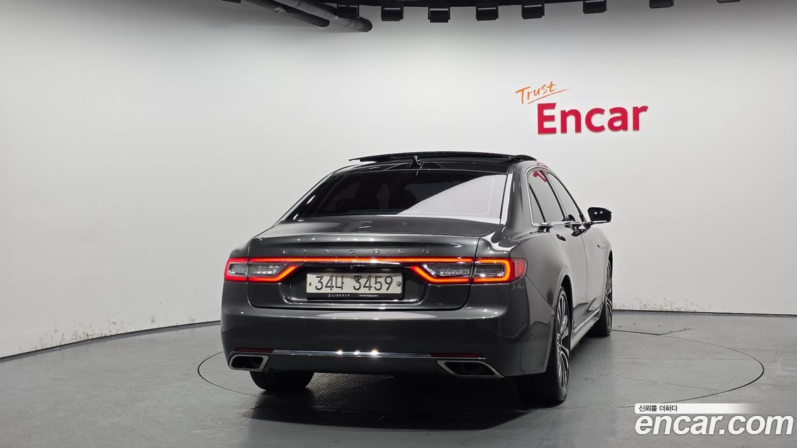 Lincoln Continental 2018