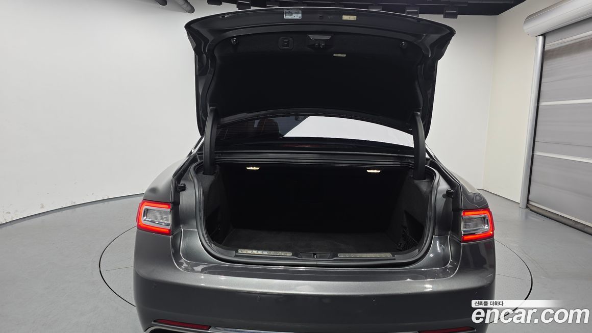 Lincoln Continental 2018