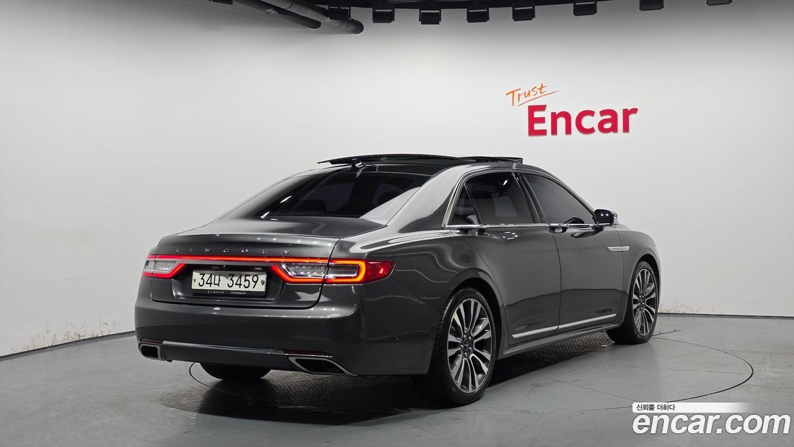 Lincoln Continental 2018