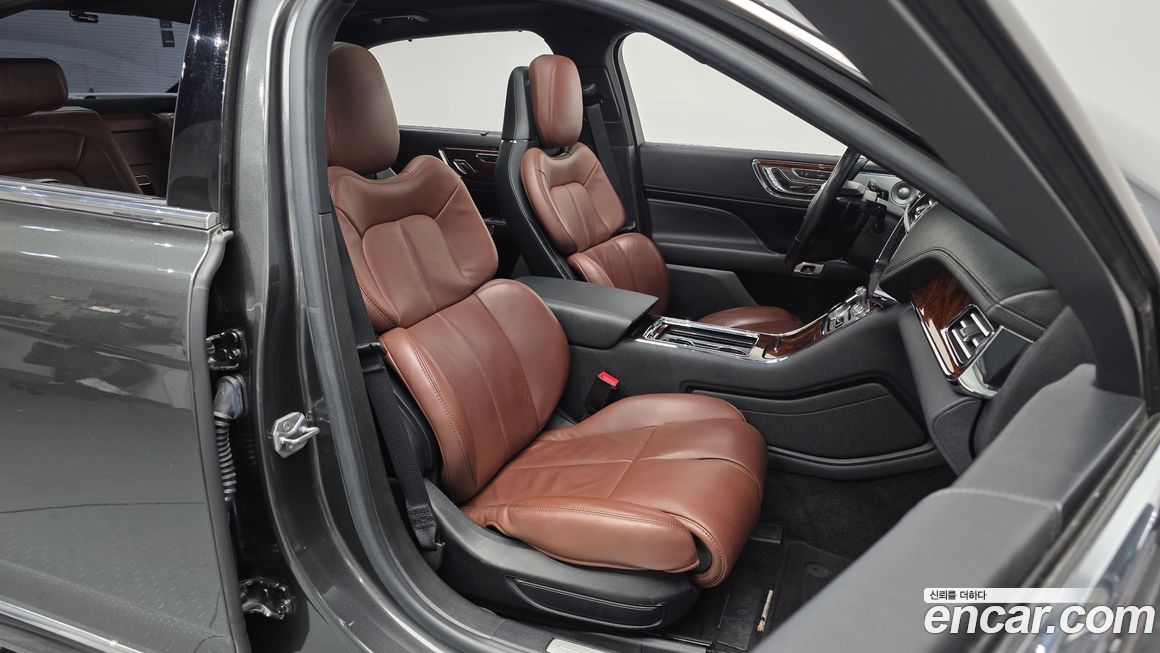 Lincoln Continental 2018