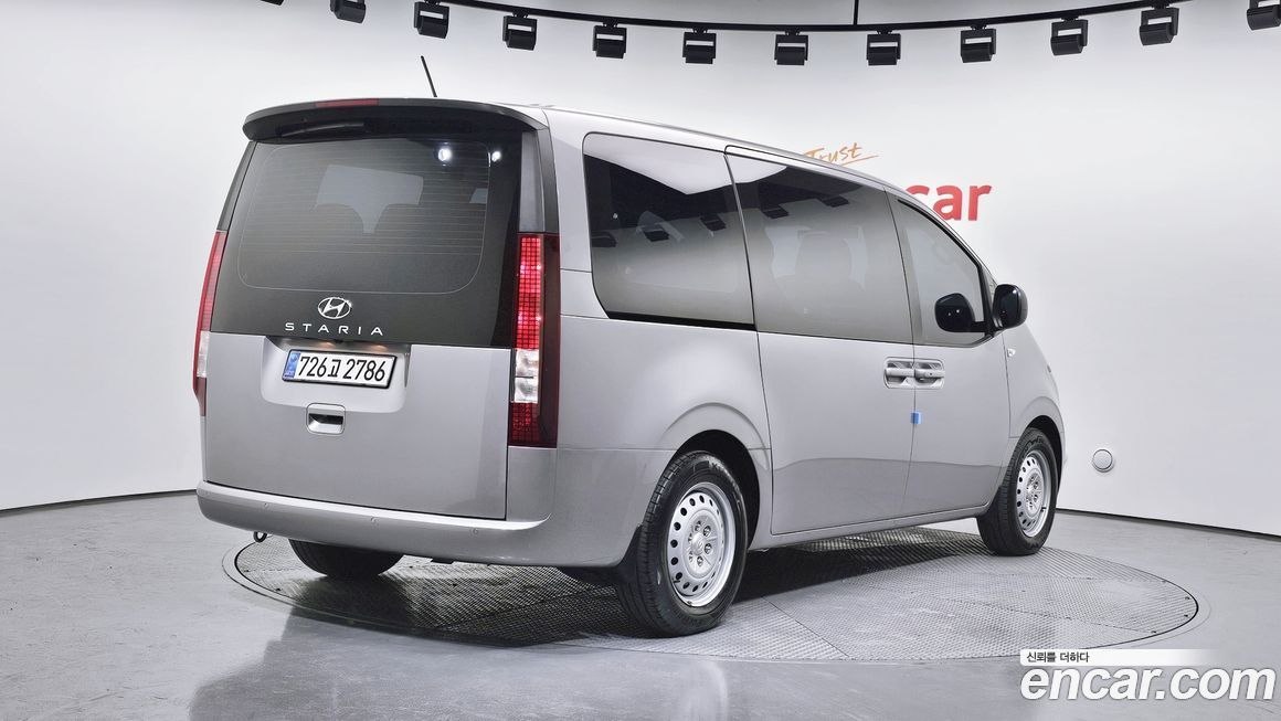 Hyundai Staria 2023