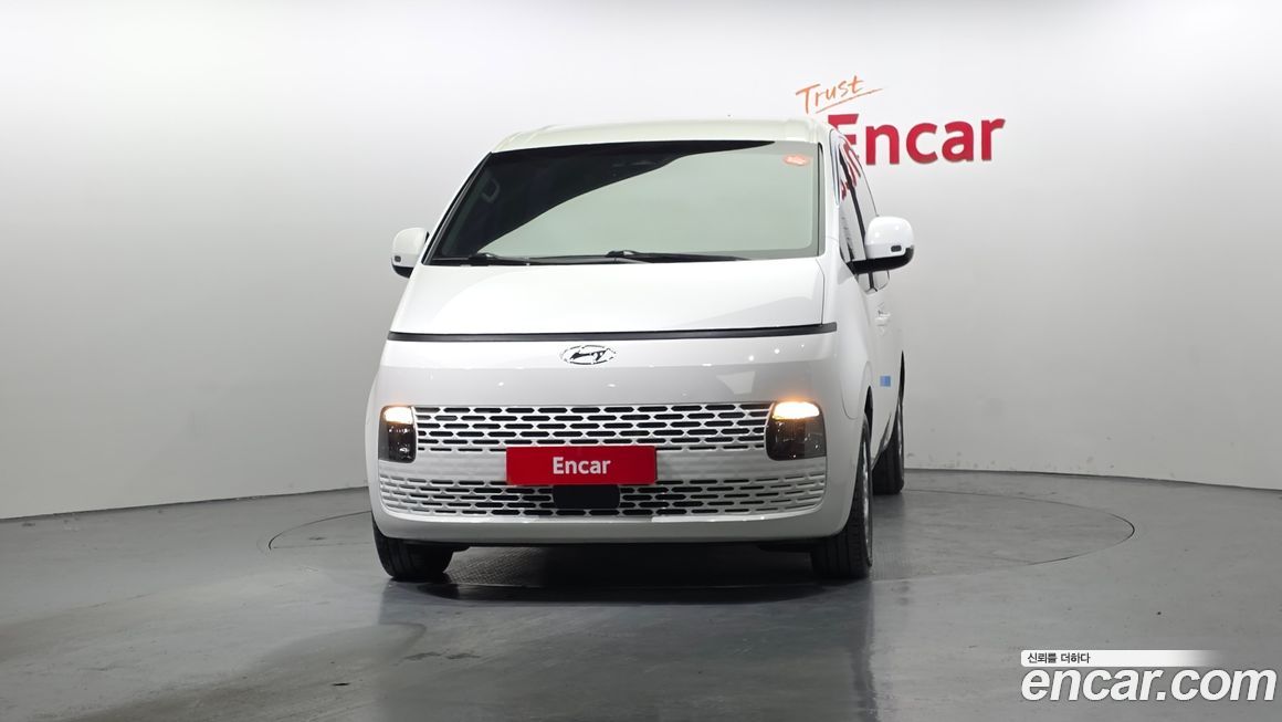 Hyundai Staria 2022