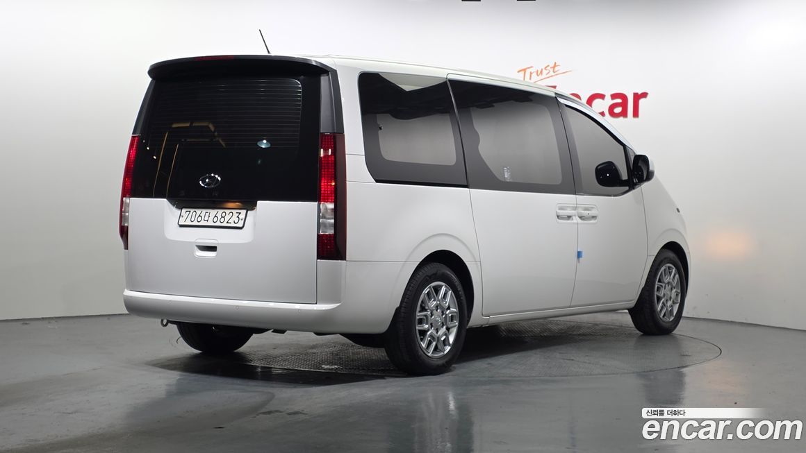 Hyundai Staria 2022