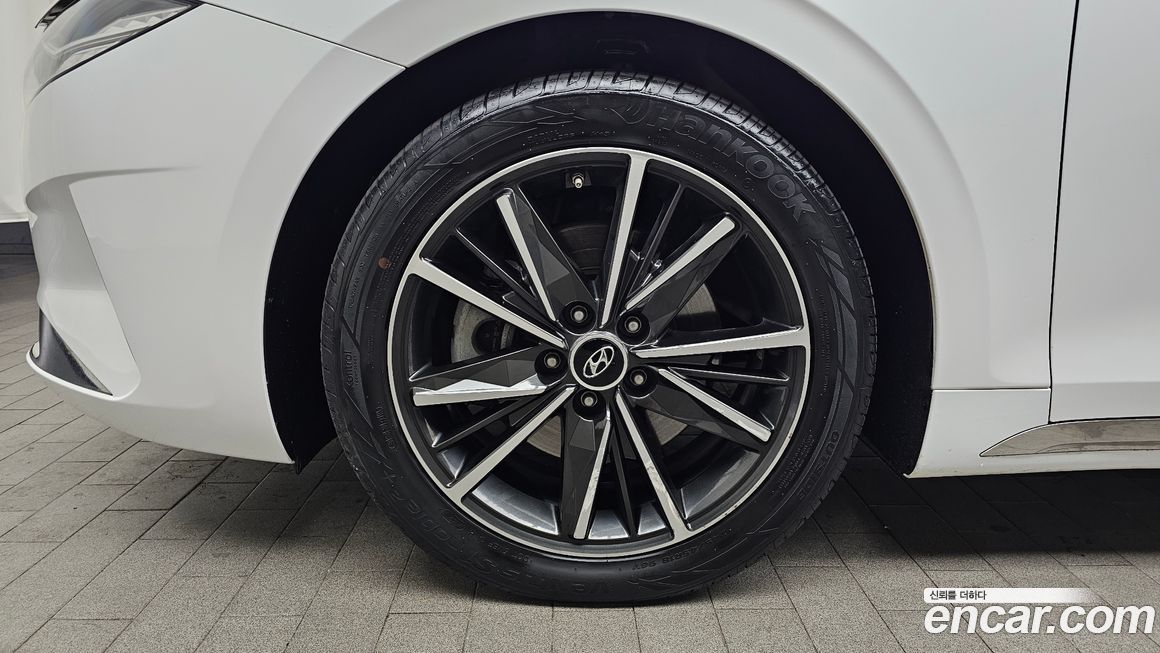 Hyundai Grandeur 2022