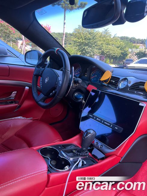 Maserati GranTurismo 2013