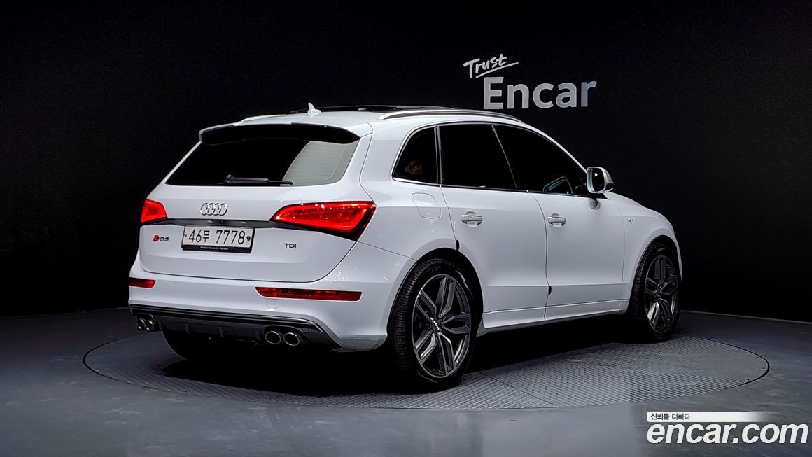 Audi SQ5 2016