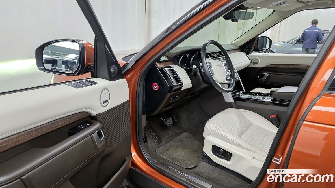 Land Rover Discovery 2017