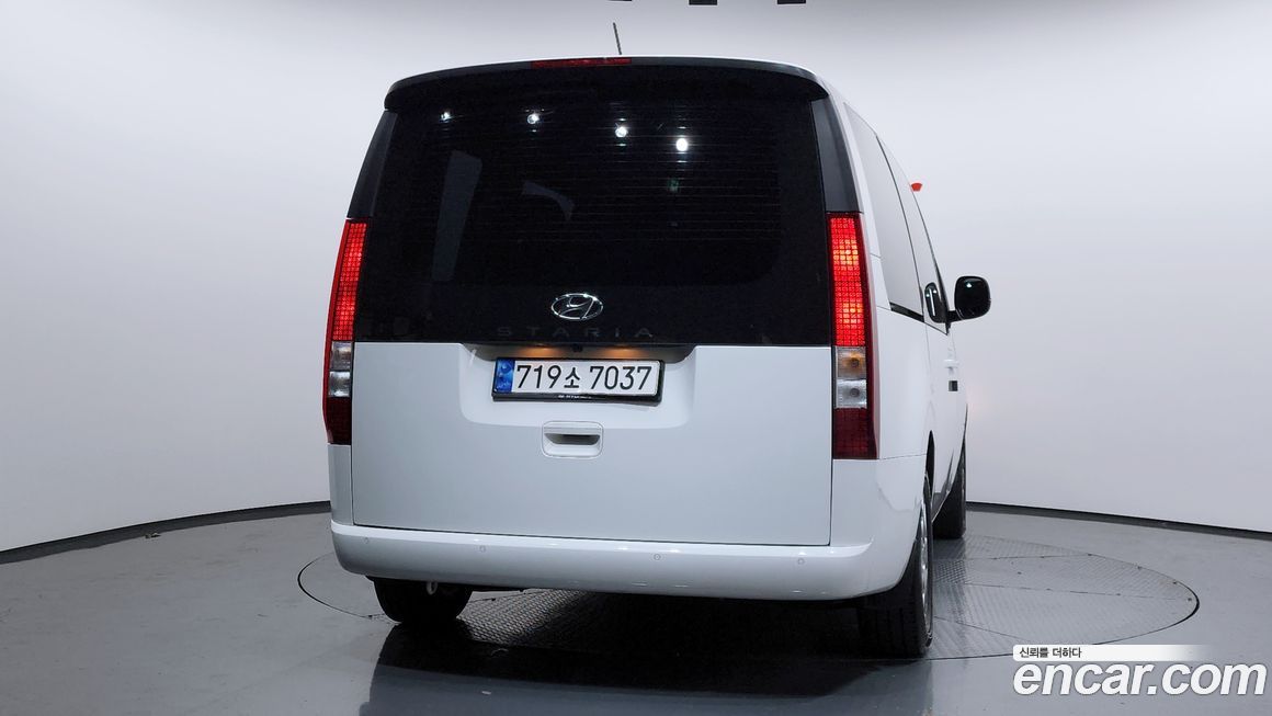 Hyundai Staria 2024