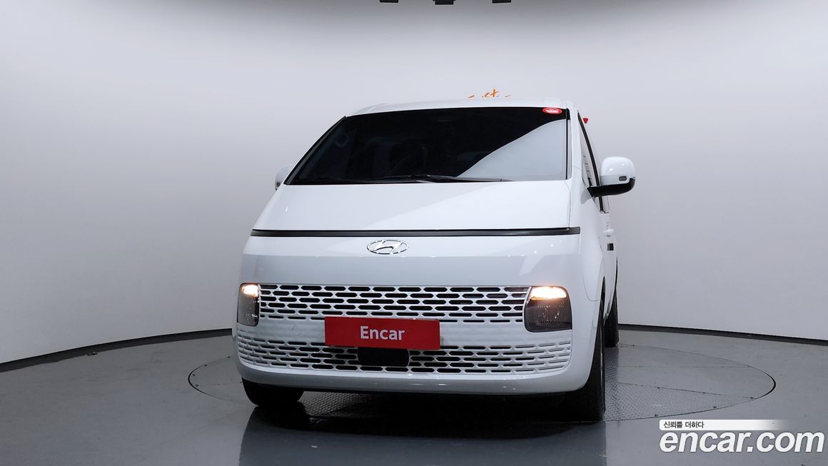 Hyundai Staria 2024