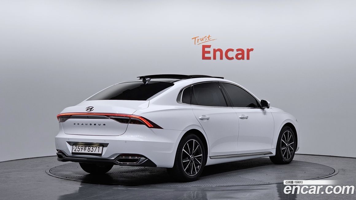 Hyundai Grandeur 2022