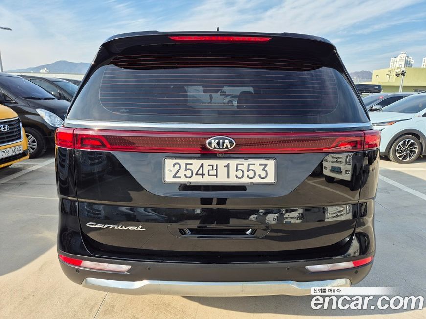 Kia Canival 2021