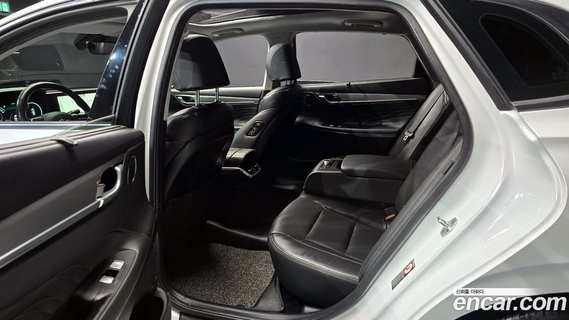 Hyundai Grandeur 2021