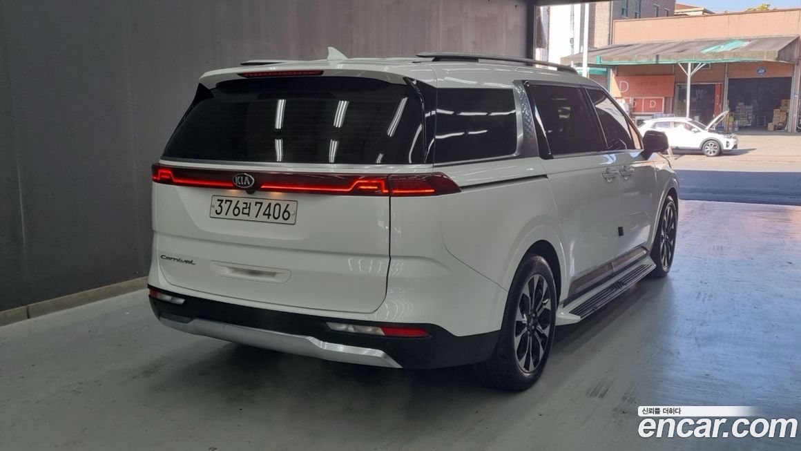 Kia Canival 2021