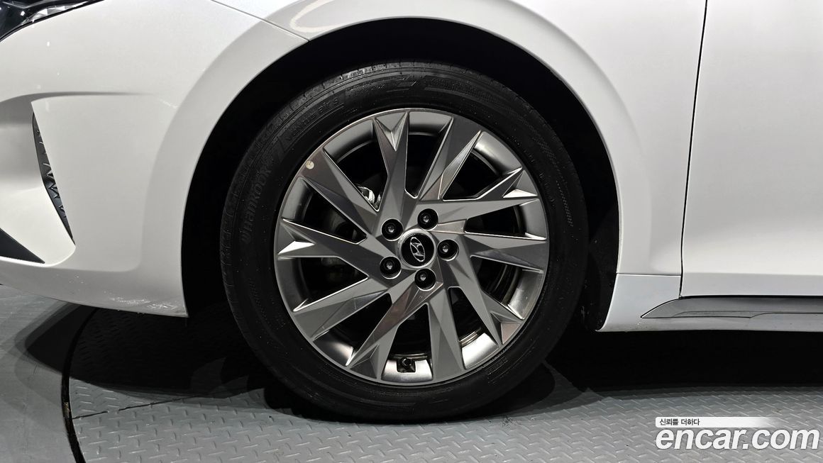 Hyundai Grandeur 2021