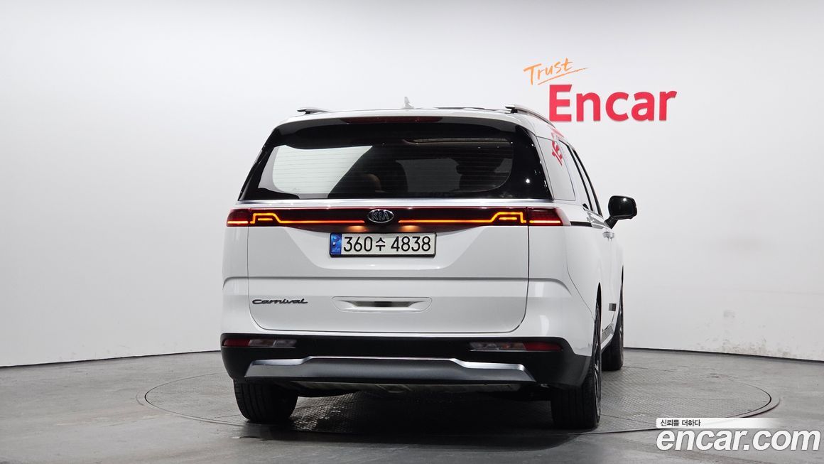 Kia Canival 2021
