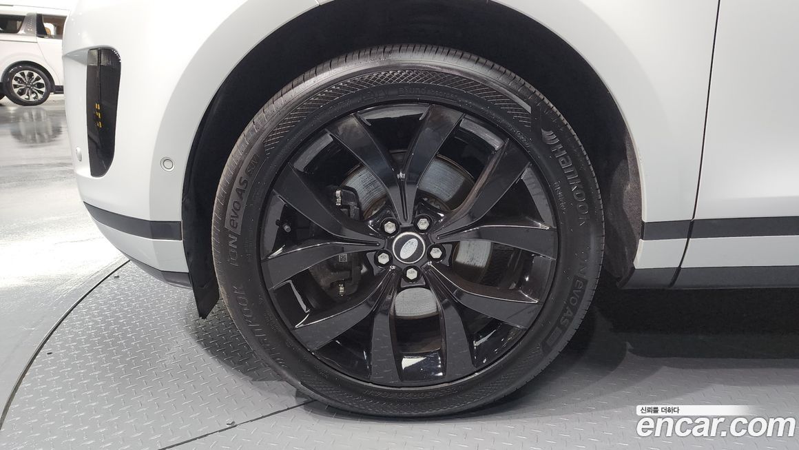 Land Rover Range Rover Evoque 2021