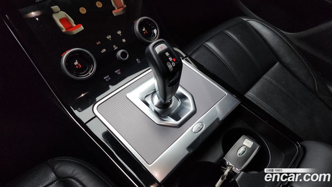 Land Rover Range Rover Evoque 2021