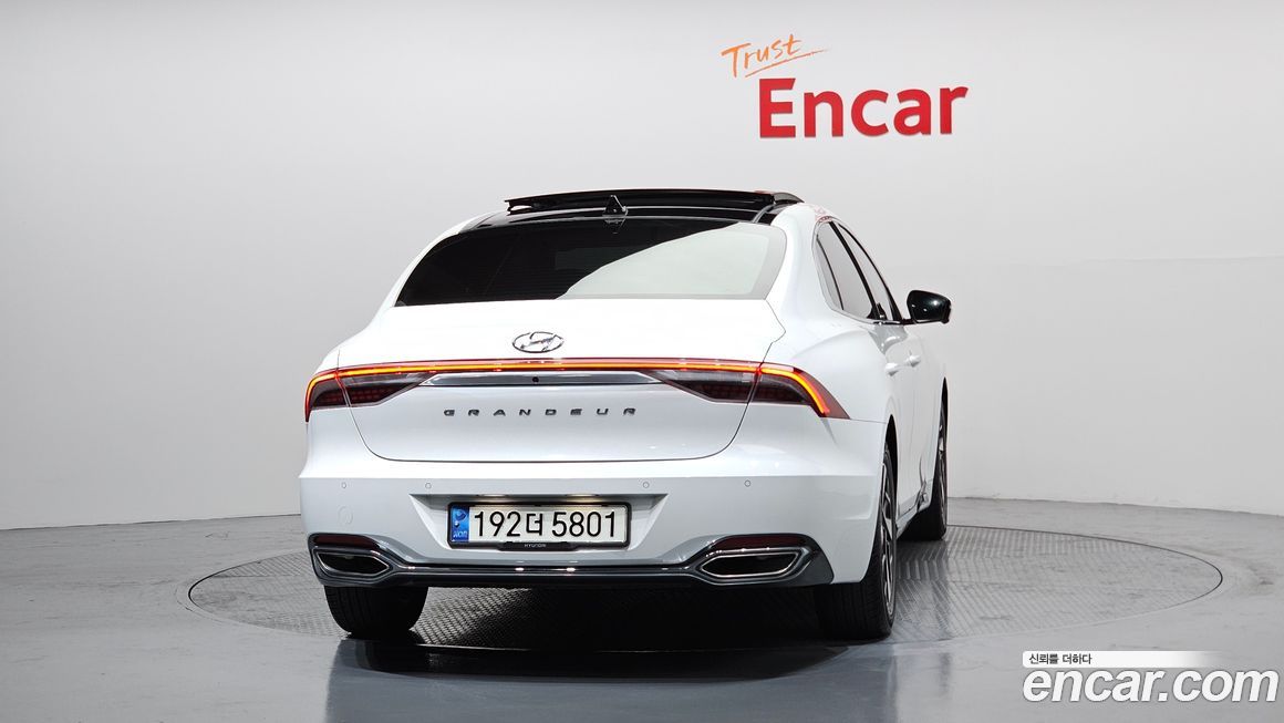 Hyundai Grandeur 2022