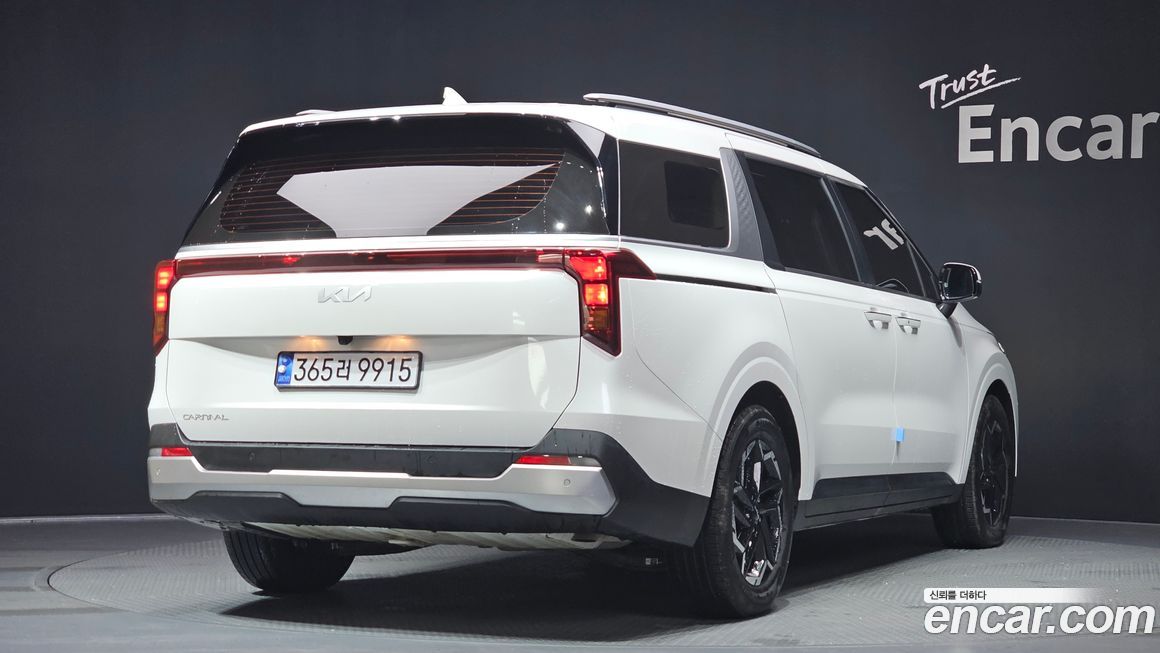 Kia Canival 2024