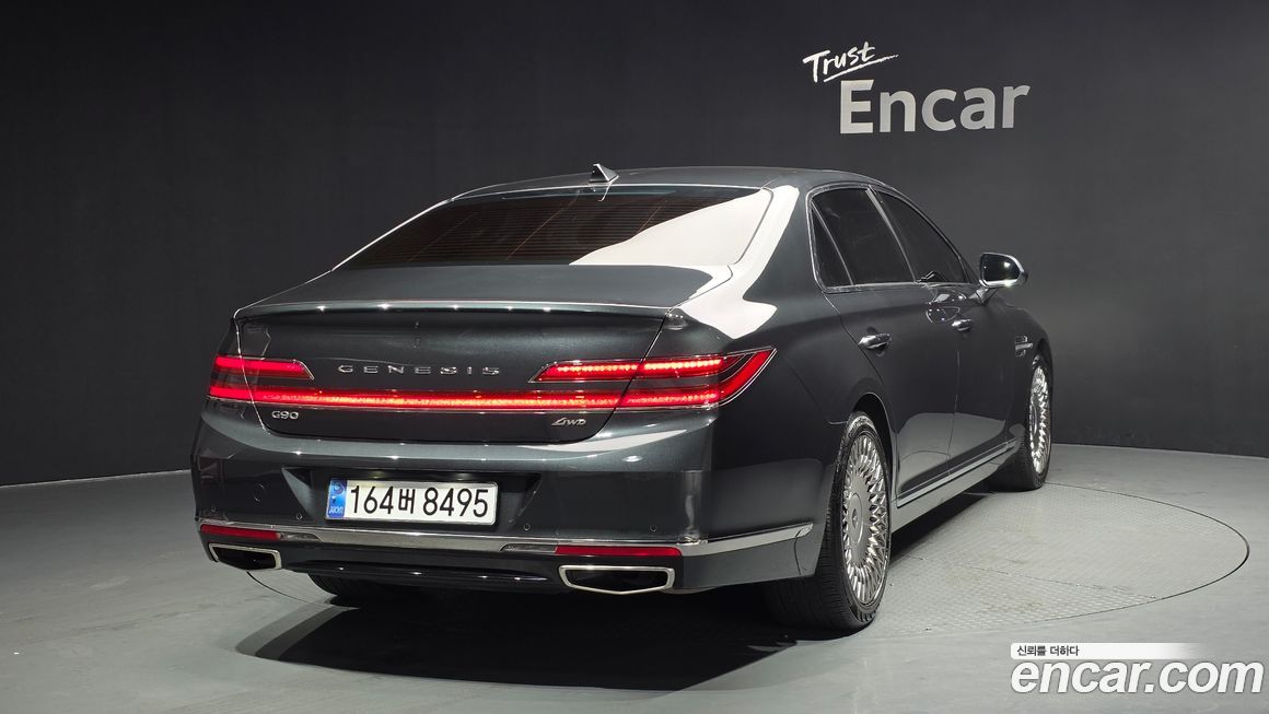 Genesis G90 2021