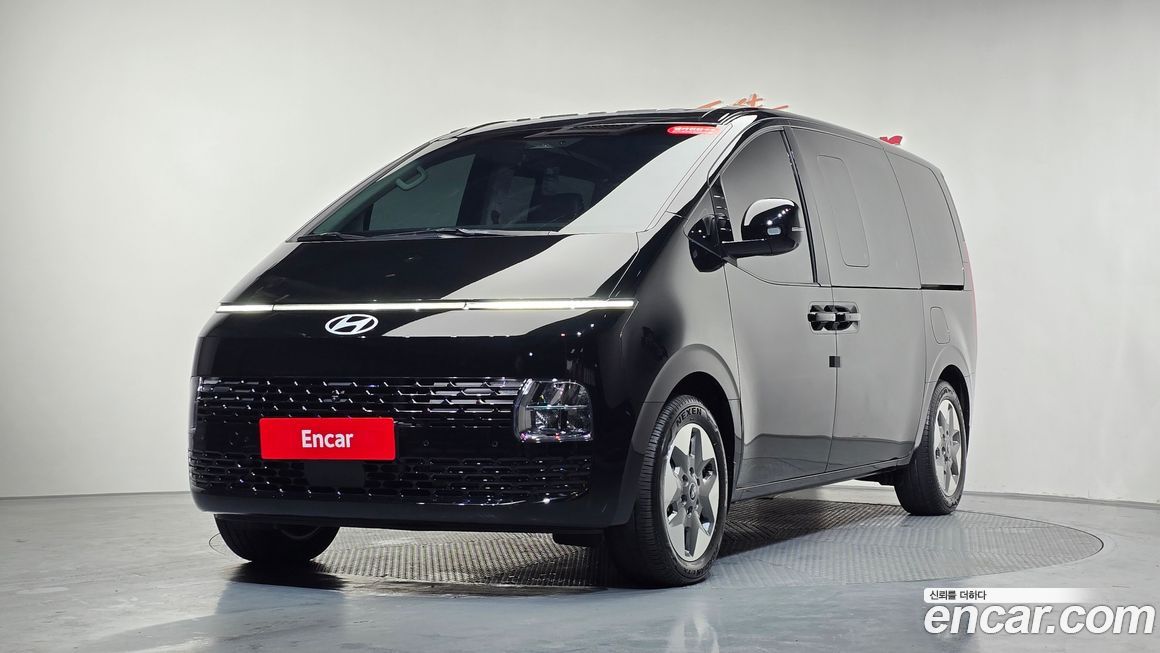 Hyundai Staria 2025