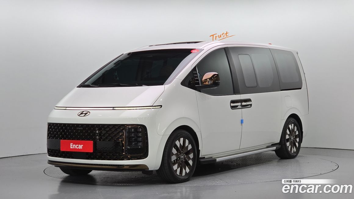 Hyundai Staria 2024