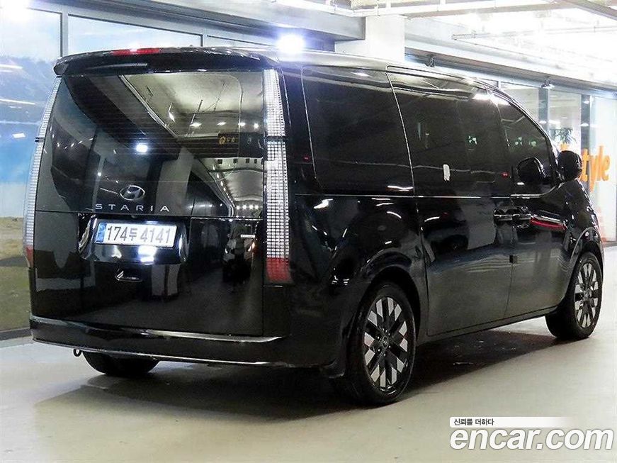 Hyundai Staria 2022