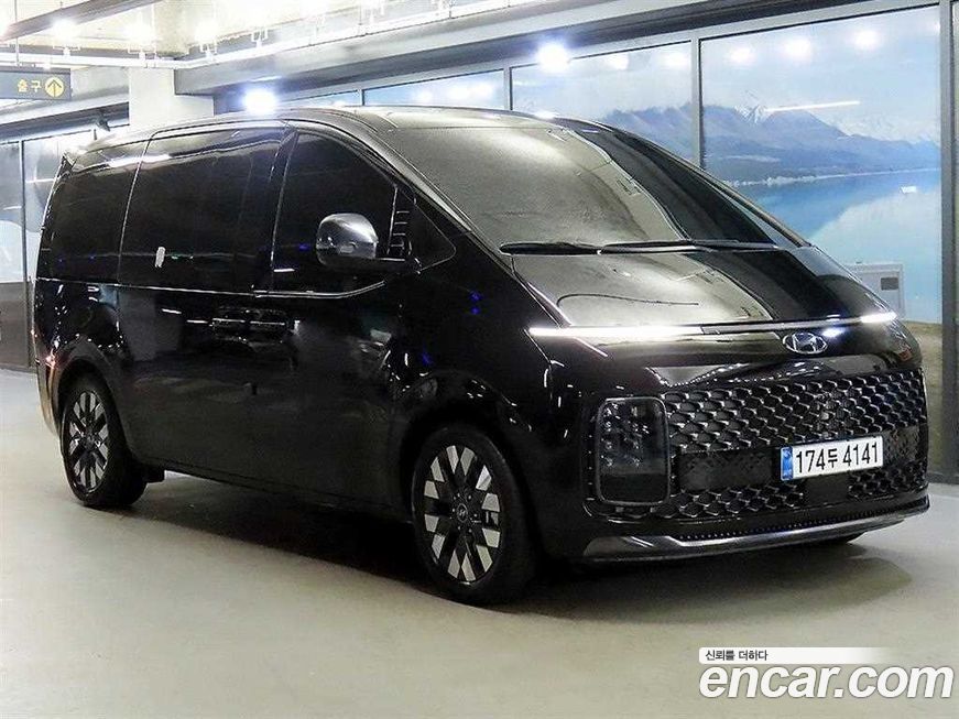 Hyundai Staria 2022