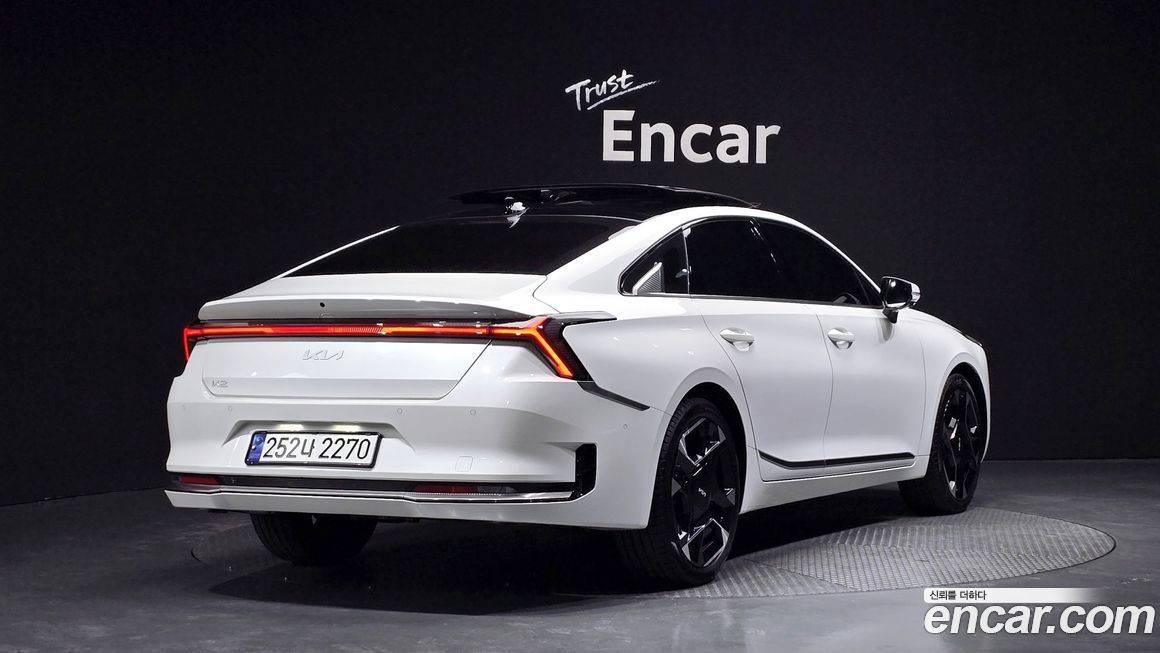Kia K8 2025