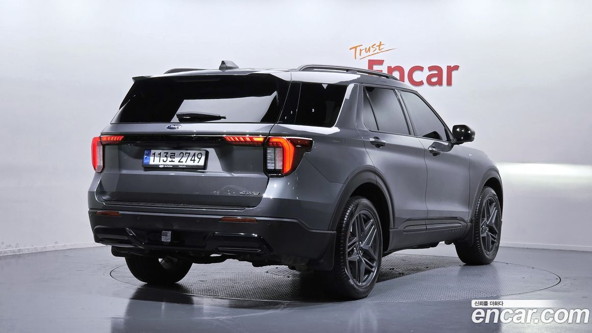 Ford Explorer 2025
