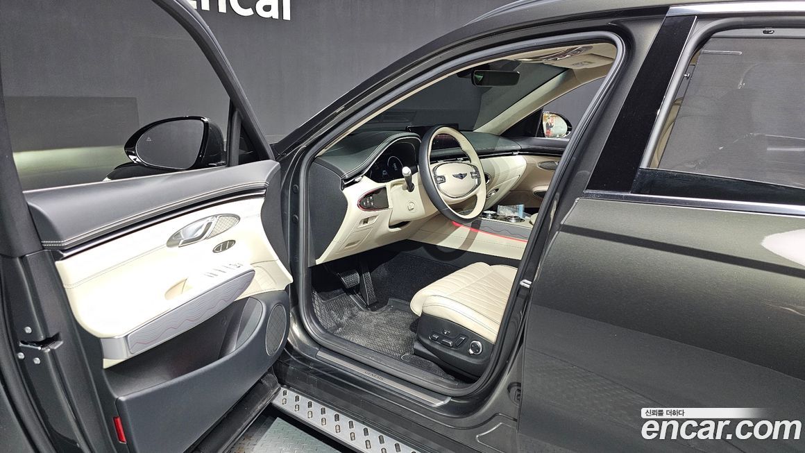 Genesis GV70 2024