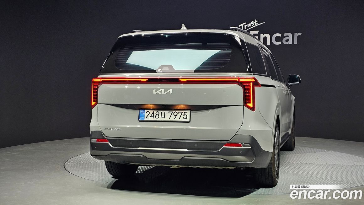 Kia Canival 2025