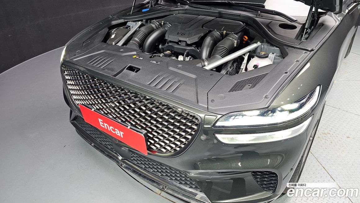 Genesis GV70 2024